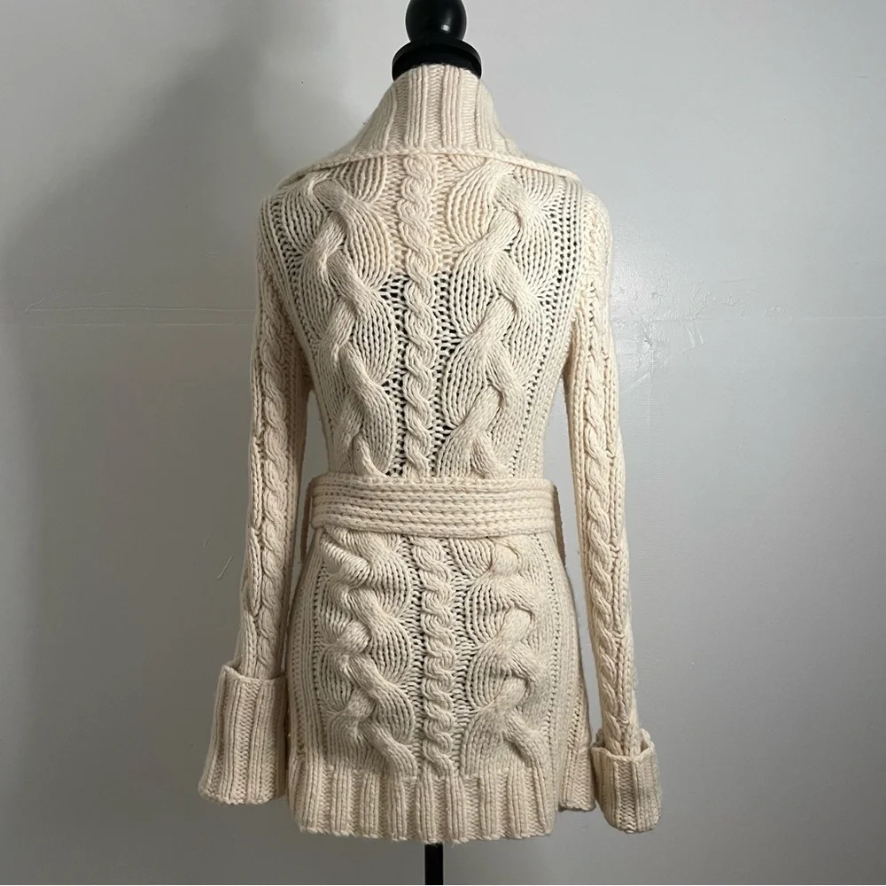 Abercrombie & Fitch Vintage Cream Lamb’s Wool Button Down Cable Knit Sweater - Picture 8 of 11